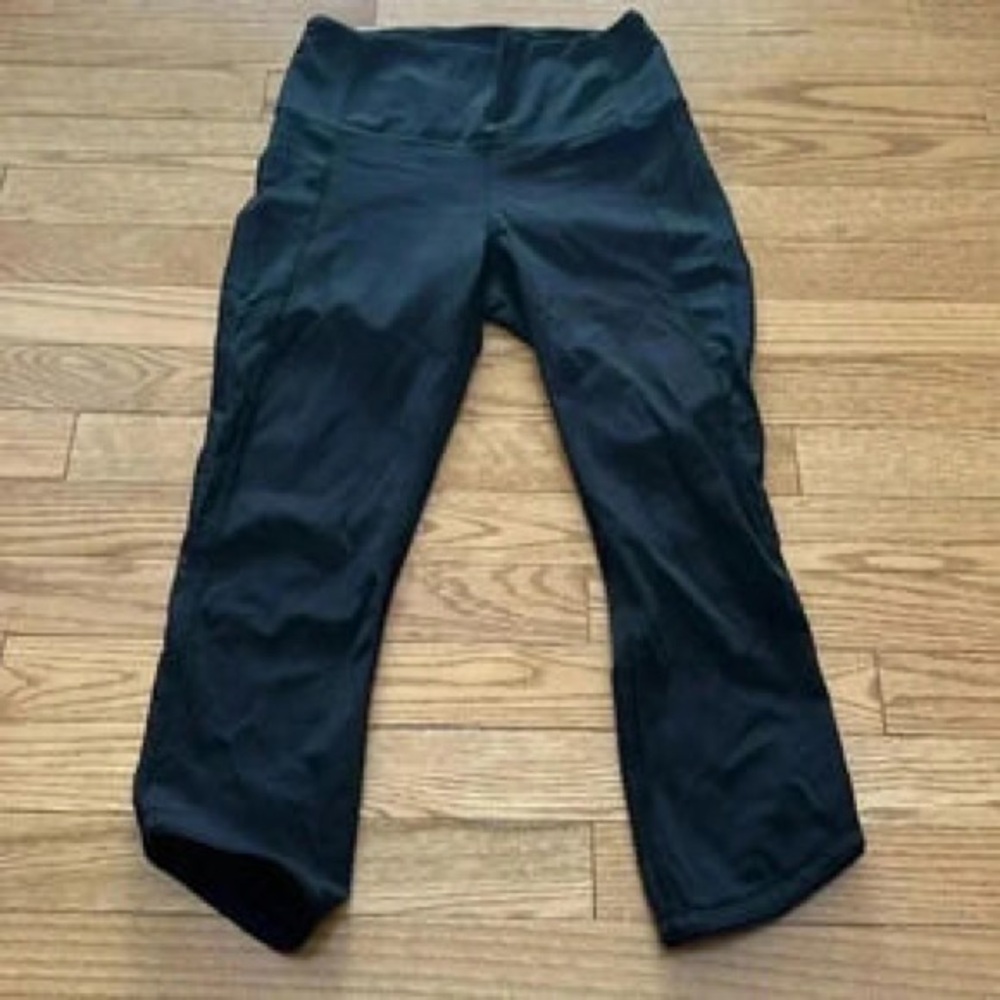 Black Cropped Athletic Leggings